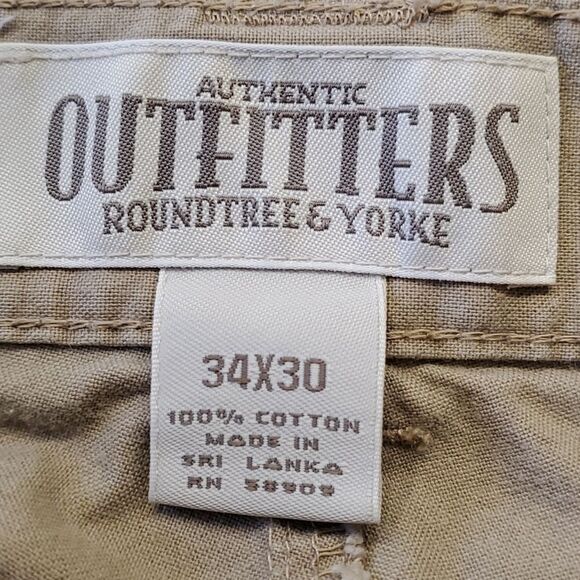 Mens cargo pants, Outfitters Roundtree & York, 34X30. Unzip legs for shorts. - Picture 7 of 8